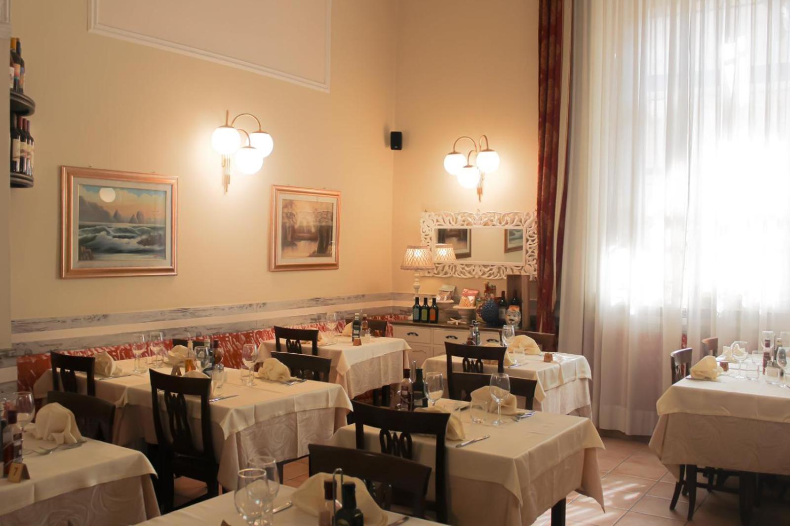 Hotel Sicilia Mailand Exterior foto