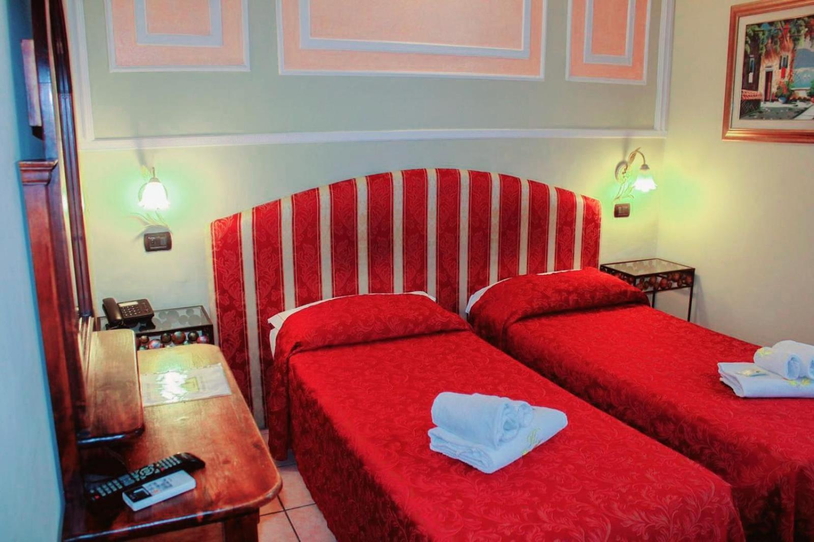 Hotel Sicilia Mailand Exterior foto