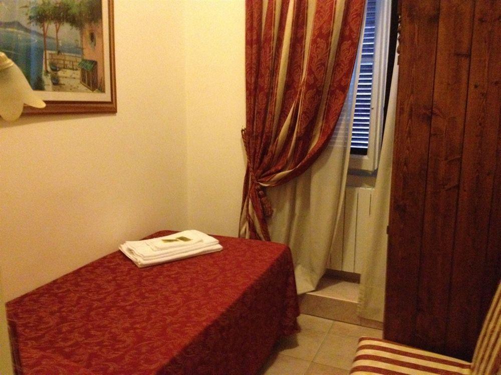 Hotel Sicilia Mailand Exterior foto